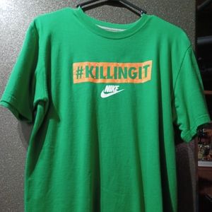 Nike t shirt